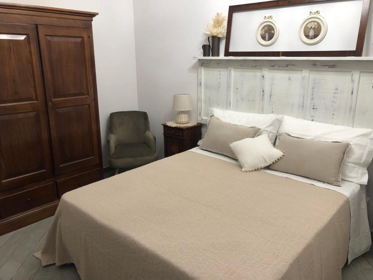 Il Fiore Bianco Bed & Breakfast Capo dʼOrlando Екстериор снимка