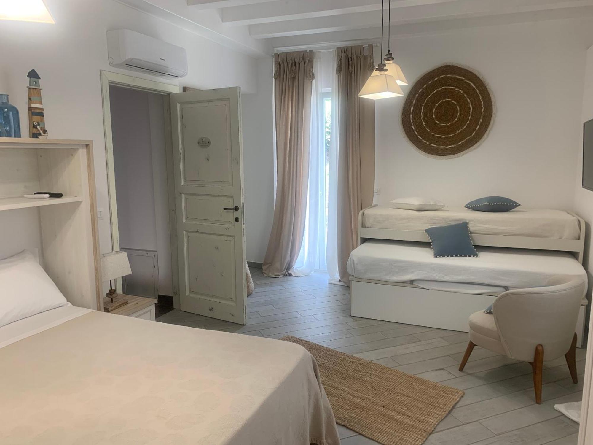 Il Fiore Bianco Bed & Breakfast Capo dʼOrlando Екстериор снимка